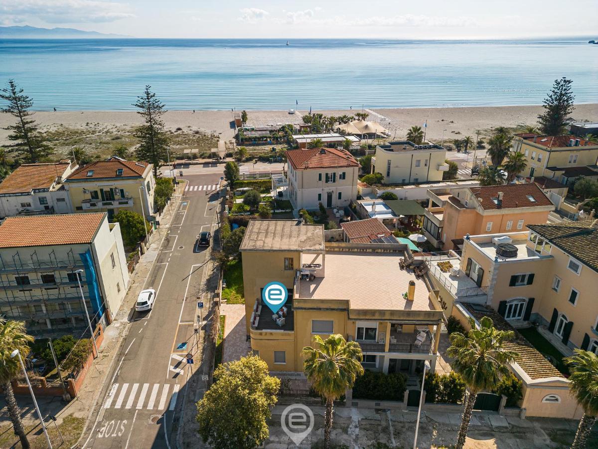 Poetto Sea Breeze - Blue Apartment Cagliari Luaran gambar