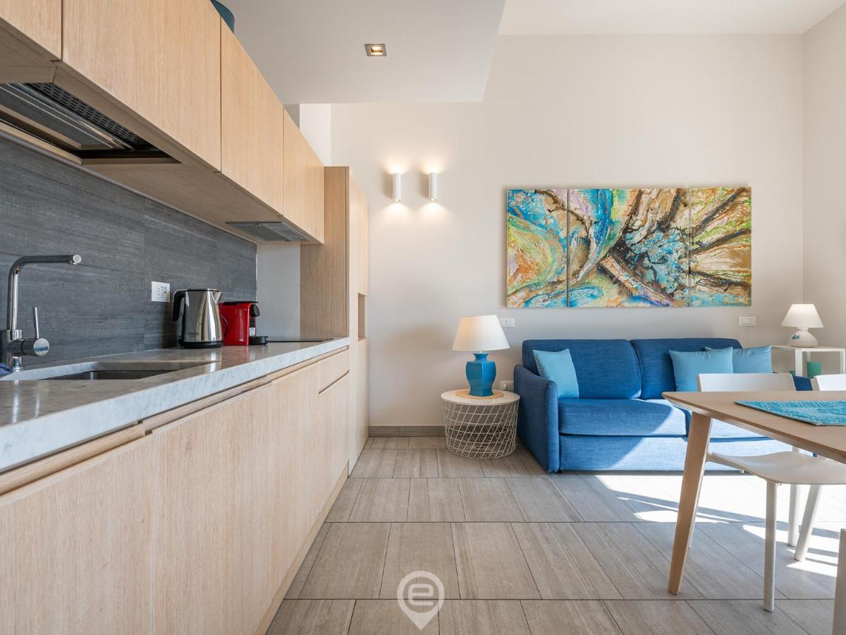 Poetto Sea Breeze - Blue Apartment Cagliari Luaran gambar