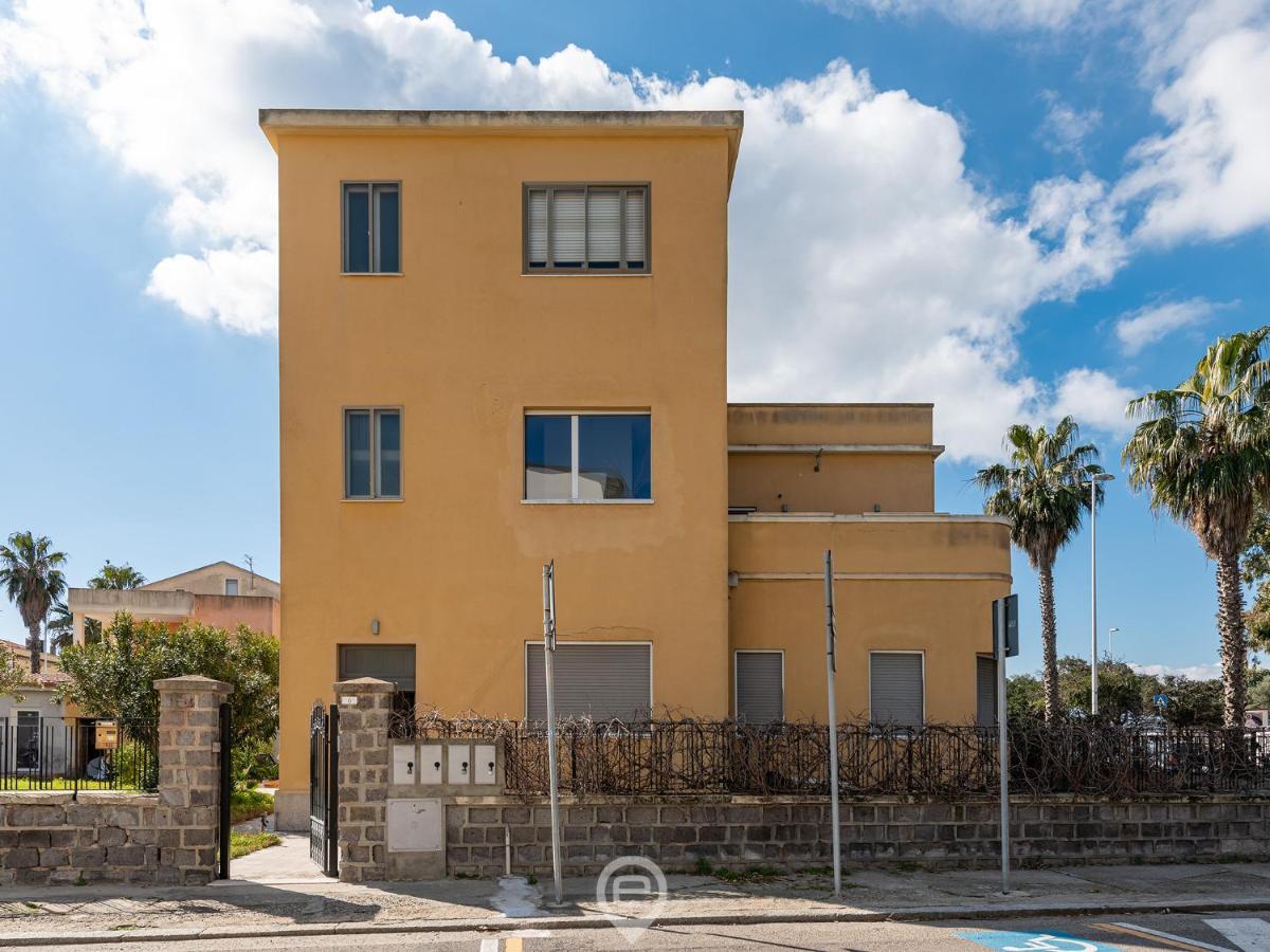 Poetto Sea Breeze - Blue Apartment Cagliari Luaran gambar