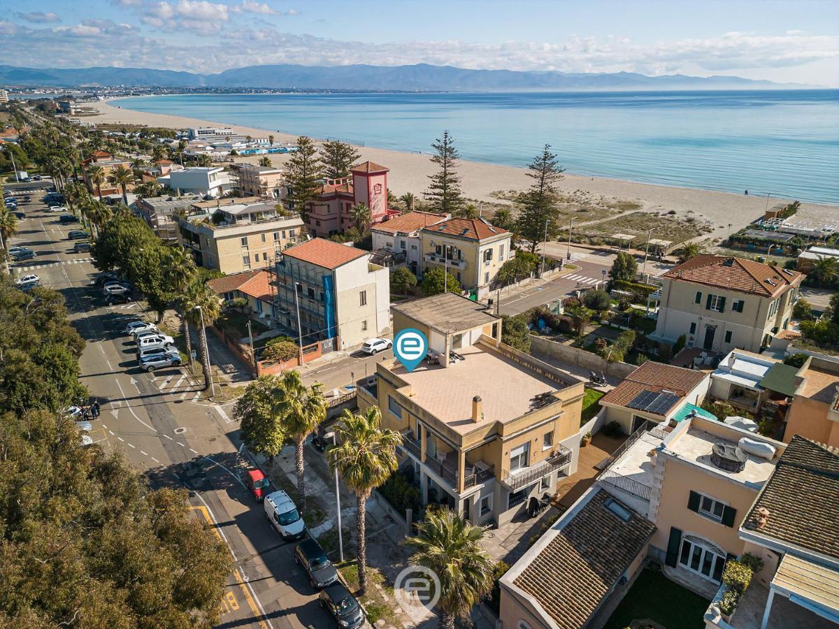 Poetto Sea Breeze - Blue Apartment Cagliari Luaran gambar