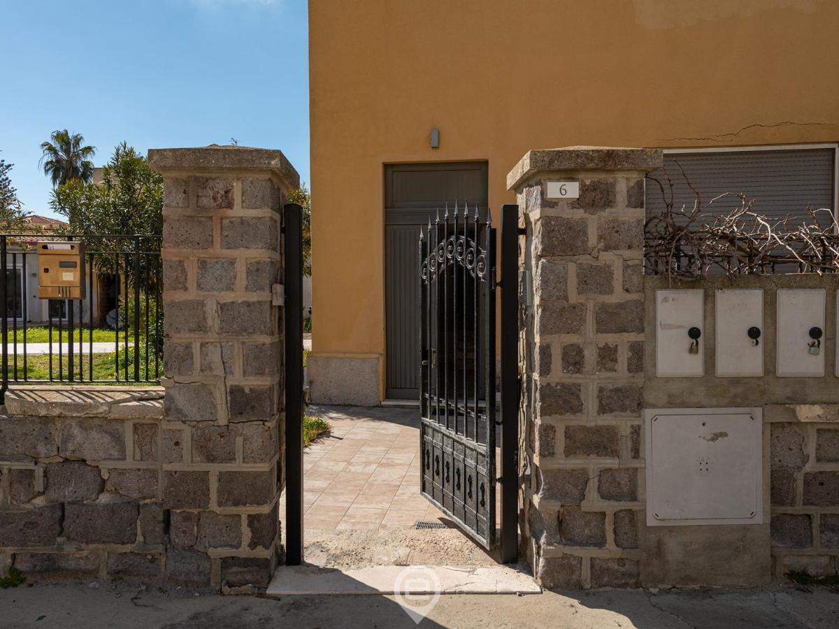 Poetto Sea Breeze - Blue Apartment Cagliari Luaran gambar