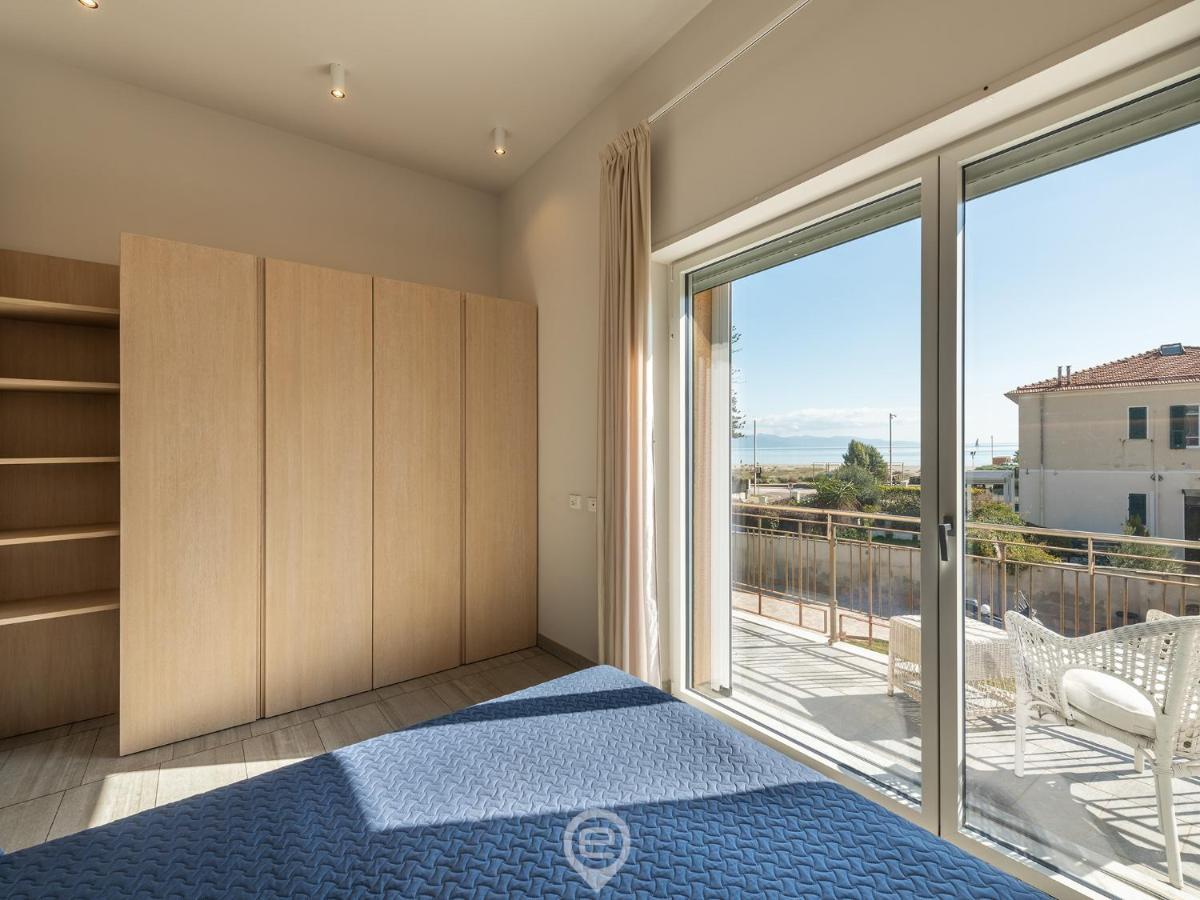 Poetto Sea Breeze - Blue Apartment Cagliari Luaran gambar