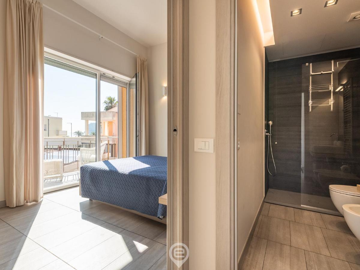 Poetto Sea Breeze - Blue Apartment Cagliari Luaran gambar